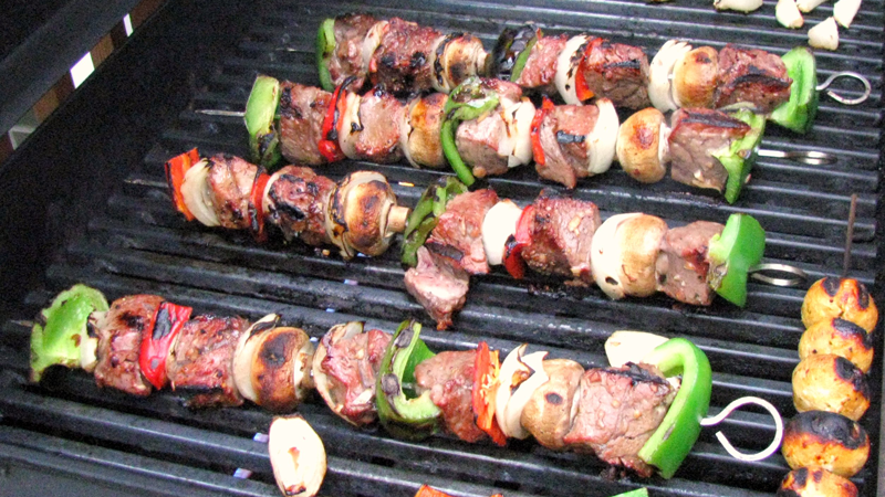 How to Make and Freeze Kabobs for the Grill